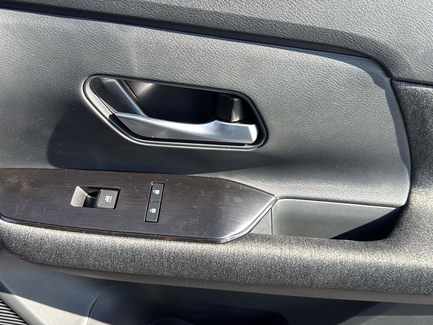 New 2026 Nissan Kicks SV image 29