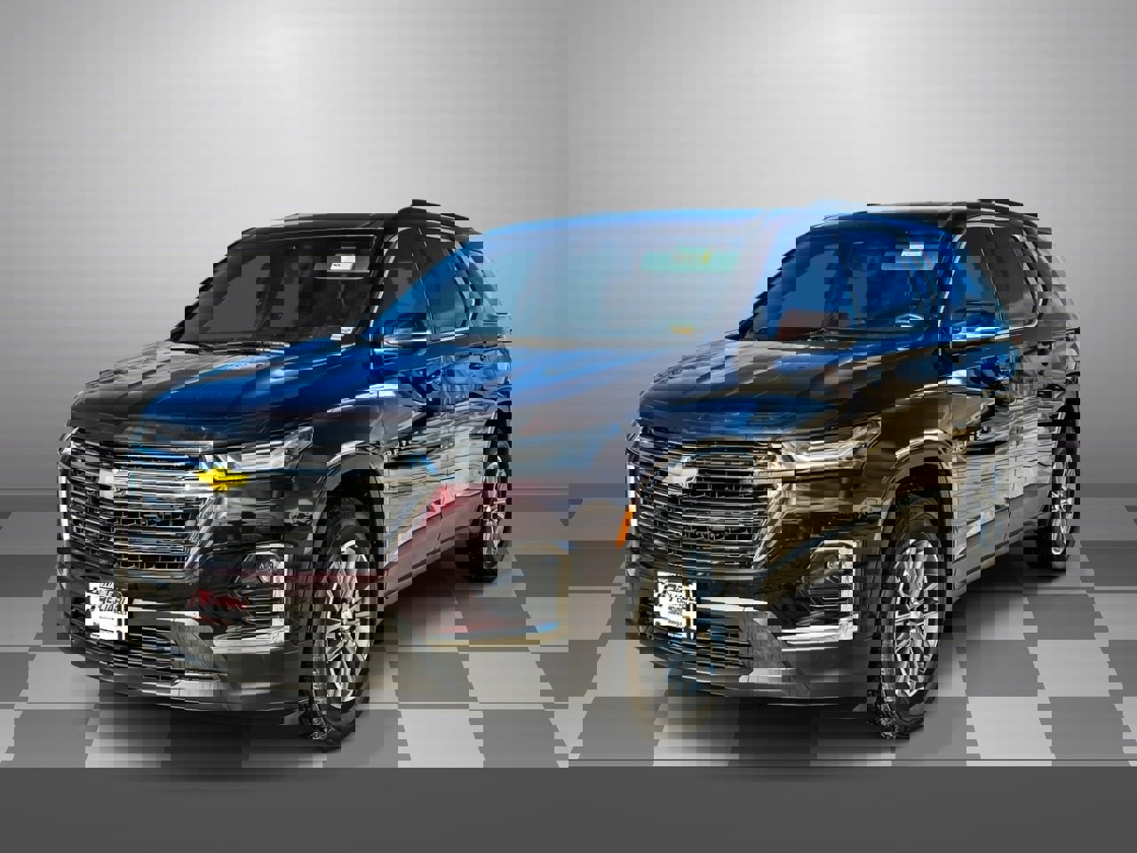 Certified 2023 Chevrolet Traverse LT w/ Rear Camera Mirror Package image 3