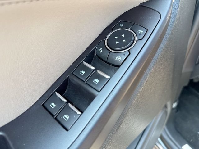 Used 2020 Ford Explorer Limited AWD/4WD image 13