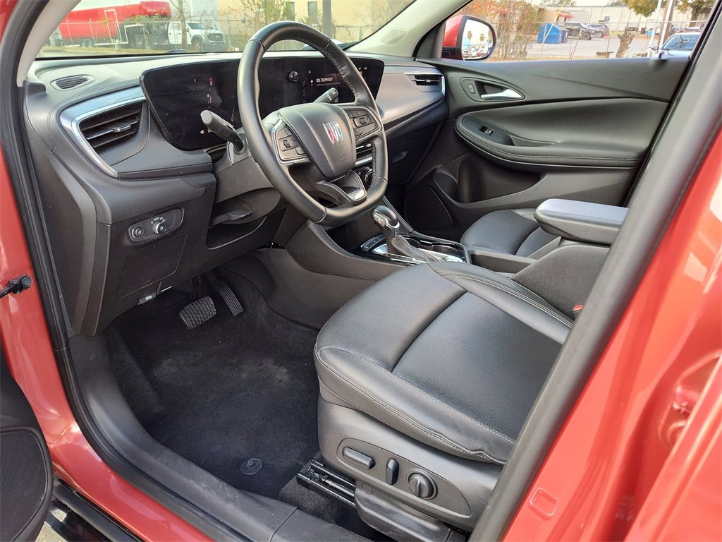 Used 2024 Buick Encore GX Sport Touring w/ Comfort Package image 2