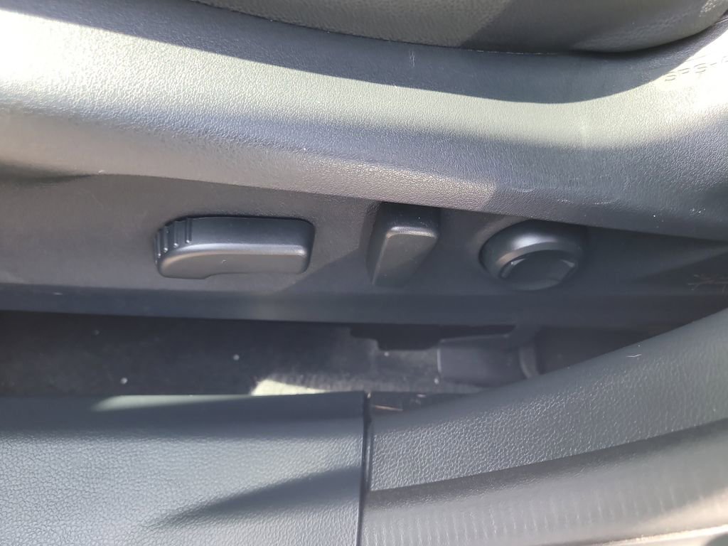 Used 2022 Subaru Outback Wilderness image 19