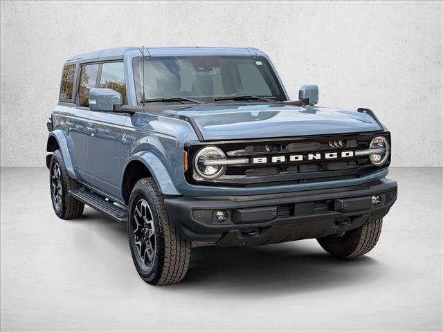 Used 2024 Ford Bronco Outer Banks image 3