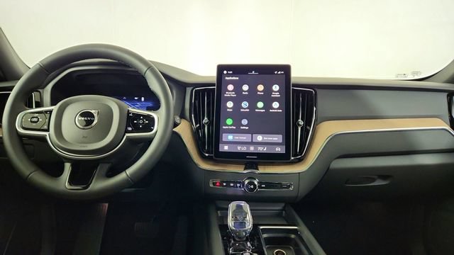 New 2026 Volvo XC60 B5 Plus w/ Protection Package Premier AWD/4WD image 26