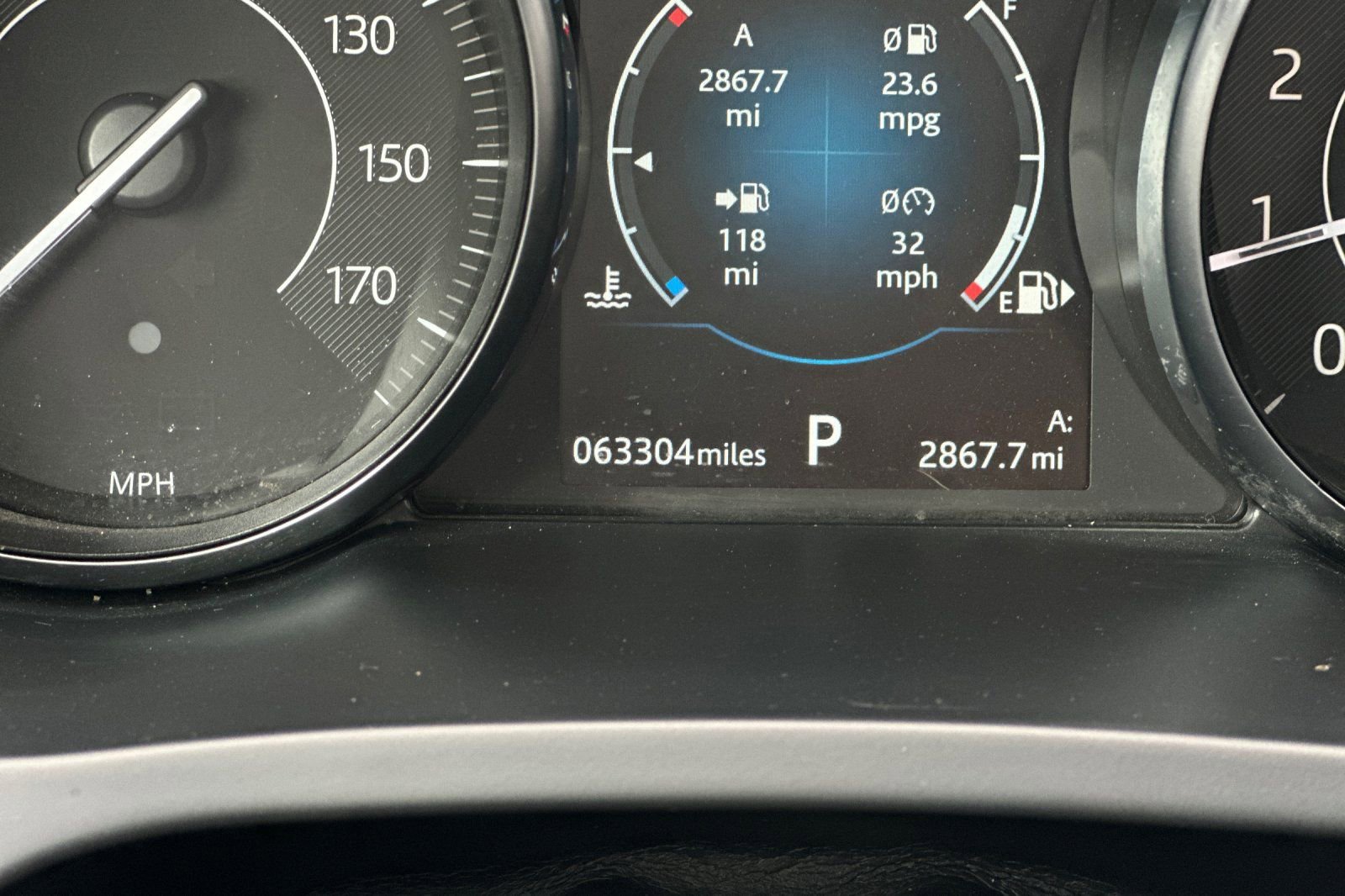 Used 2020 Jaguar E-PACE image 25