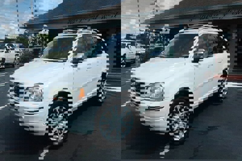 Used 2013 Volvo XC90 3.2 image 1