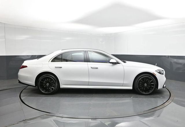 New 2026 Mercedes-Benz S 580 4MATIC Sedan image 26