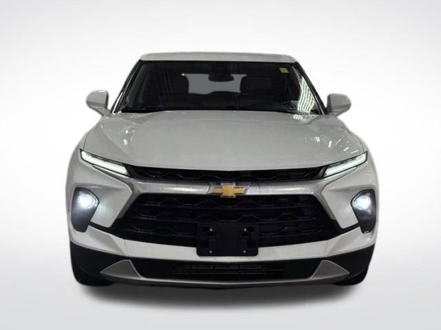 Used 2023 Chevrolet Blazer LT w/ Driver Confidence Package image 3