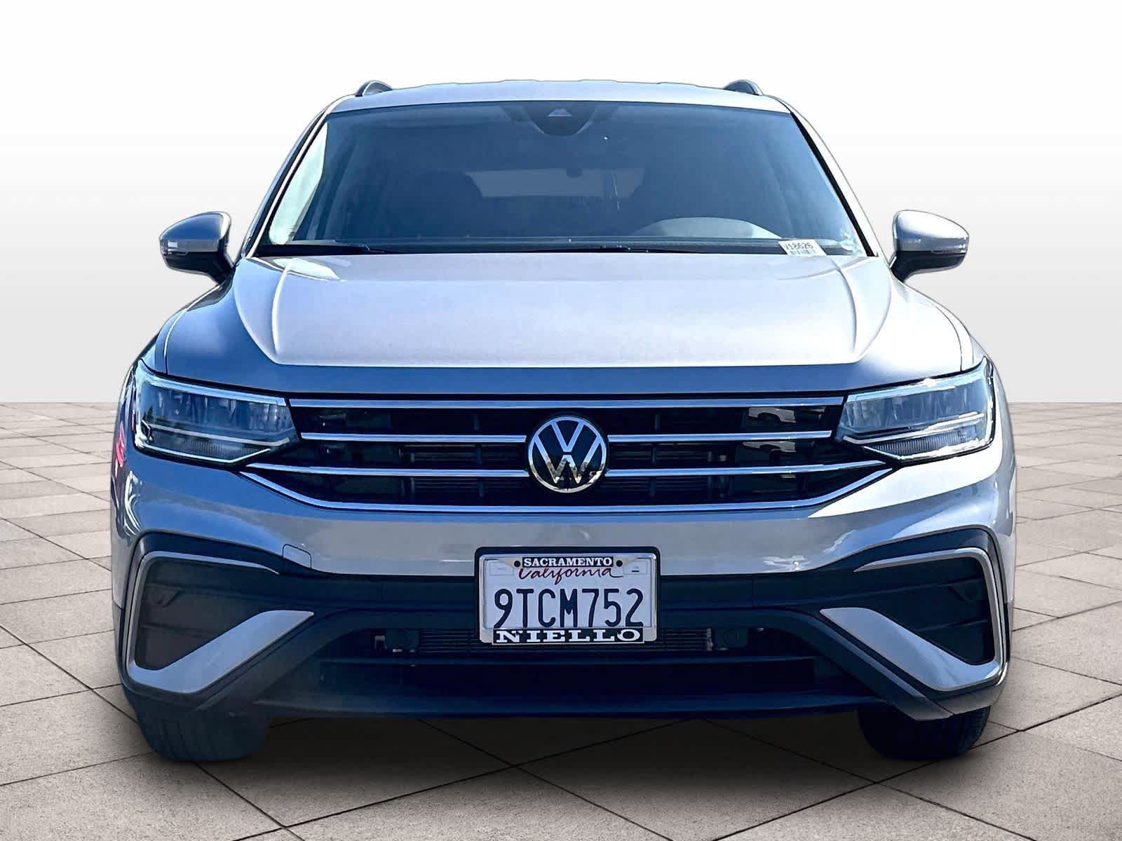 Used 2024 Volkswagen Tiguan S FWD image 2
