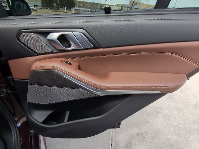 Used 2024 BMW X5 M60i image 30