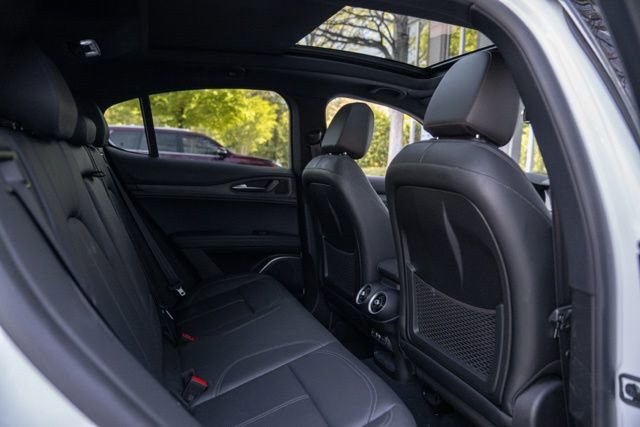 Used 2023 Alfa Romeo Stelvio Ti w/ Active Assist Plus Package AWD/4WD image 43