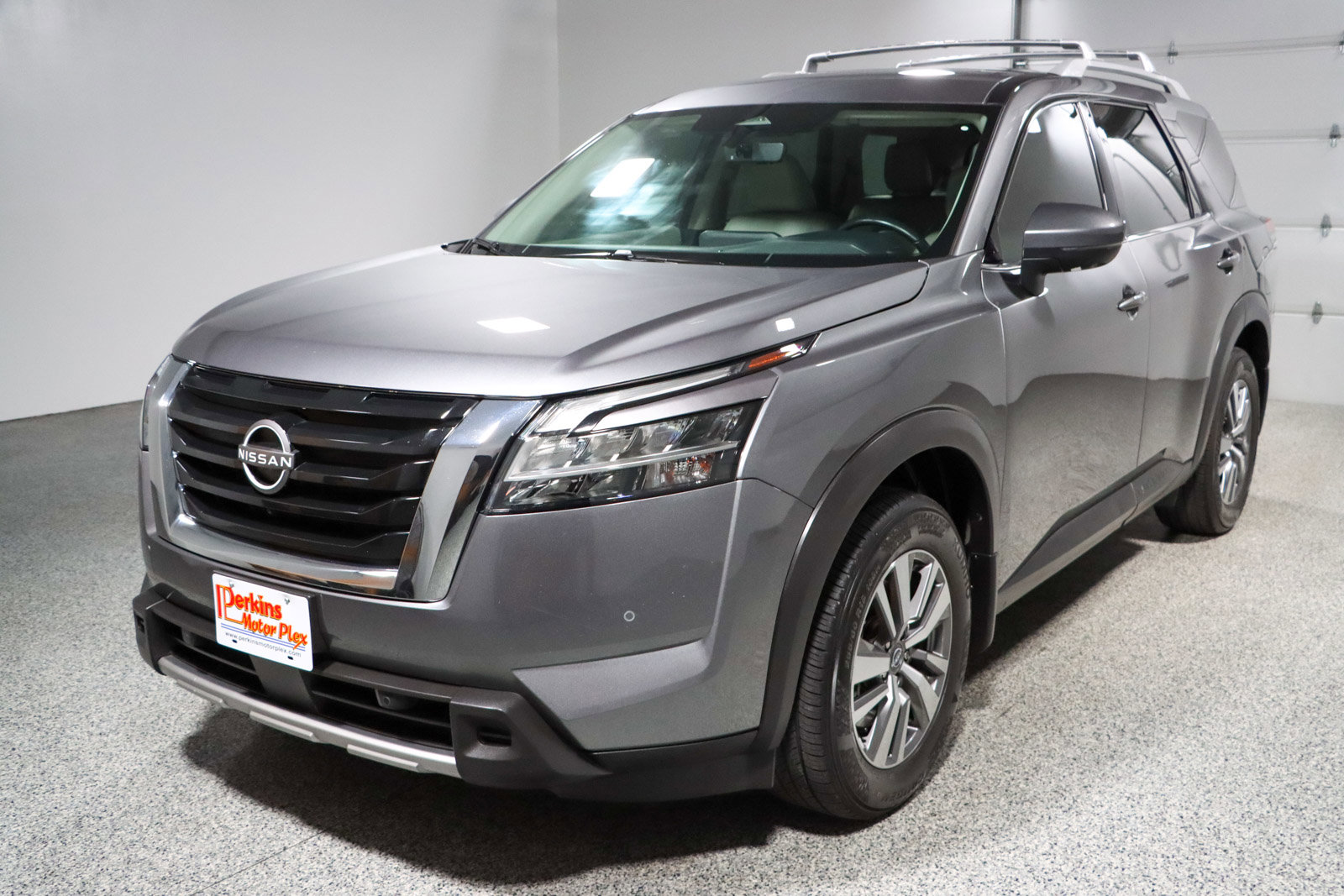 Used 2023 Nissan Pathfinder SL image 33