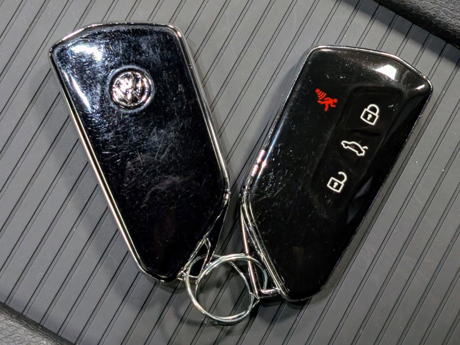 Used 2021 Volkswagen ID.4 Pro S image 39