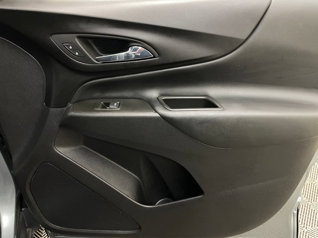 Certified 2024 Chevrolet Equinox LT w/ LPO, Floor Liner Package FWD image 40