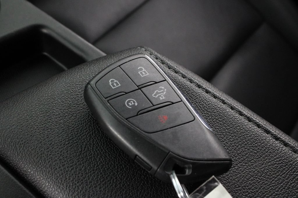 Used 2026 GMC Sierra 1500 SLT AWD/4WD image 29