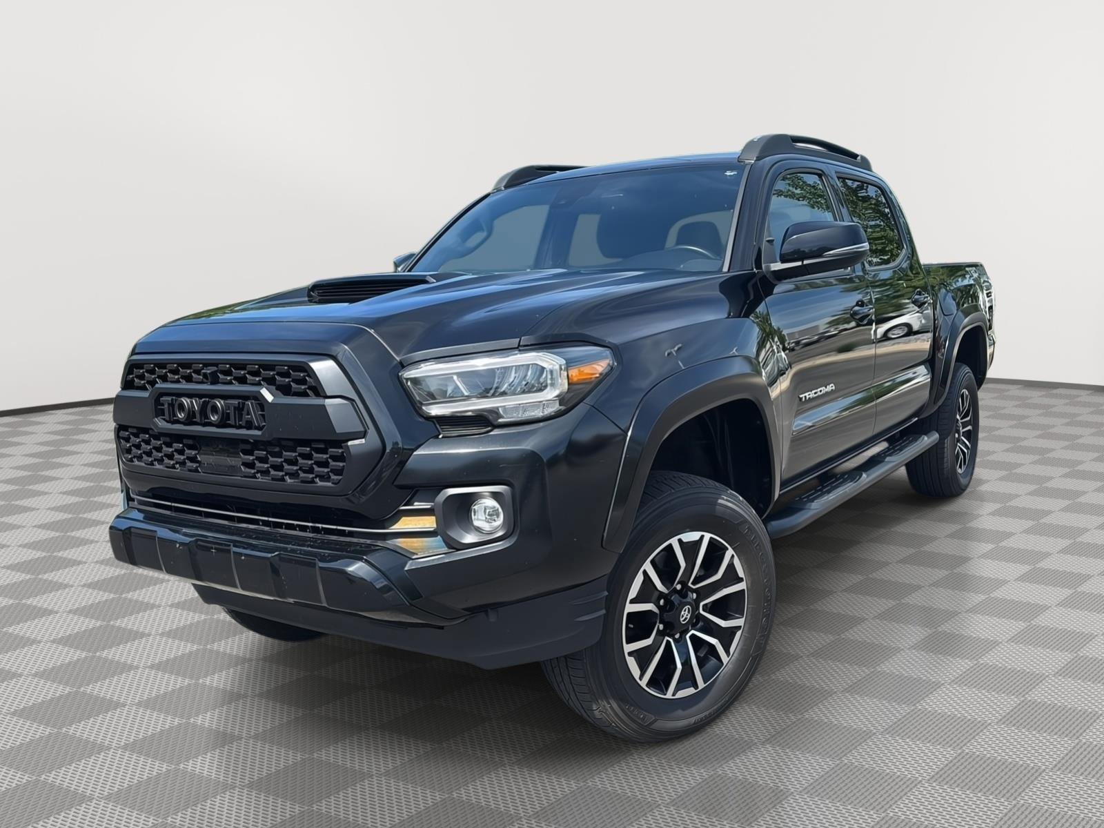 Used 2022 Toyota Tacoma TRD Sport w/ Technology Package AWD/4WD image 1