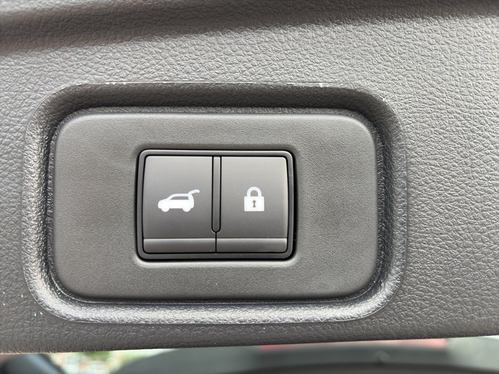 New 2026 Nissan Pathfinder Platinum FWD image 26