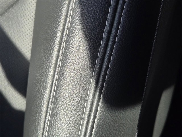 Used 2022 Genesis GV70 2.5T w/ Select Package image 15