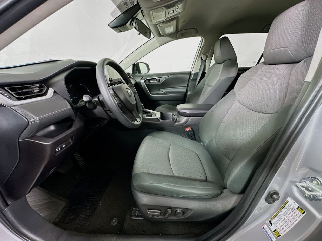 Used 2023 Toyota RAV4 XLE AWD/4WD image 19