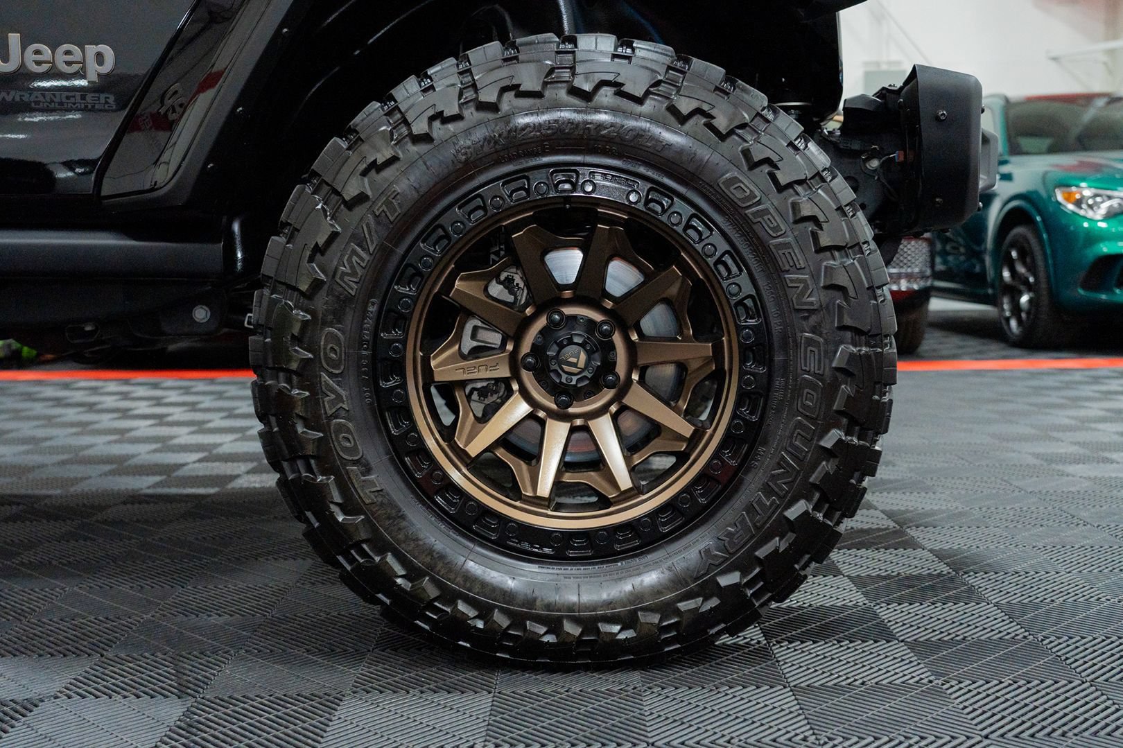 Used 2022 Jeep Wrangler Unlimited Rubicon w/ Trailer Tow Package AWD/4WD image 13