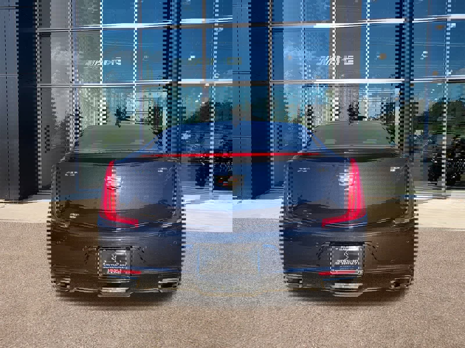 Used 2018 Cadillac XTS Platinum image 6