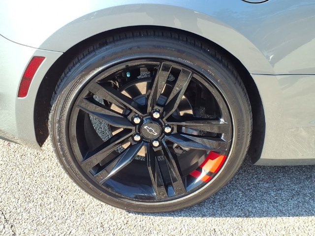 Used 2024 Chevrolet Camaro LT w/ Redline Edition RWD image 9