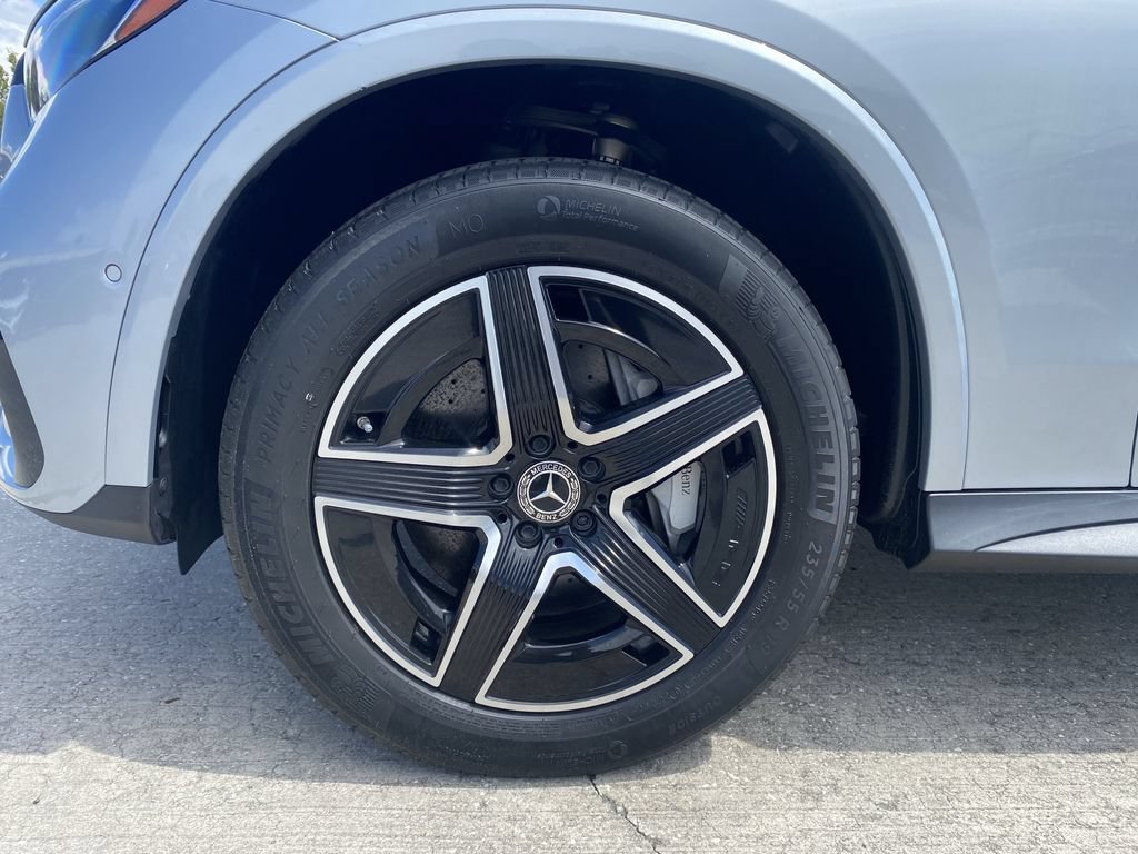 Used 2023 Mercedes-Benz GLC 300 w/ AMG Line image 20