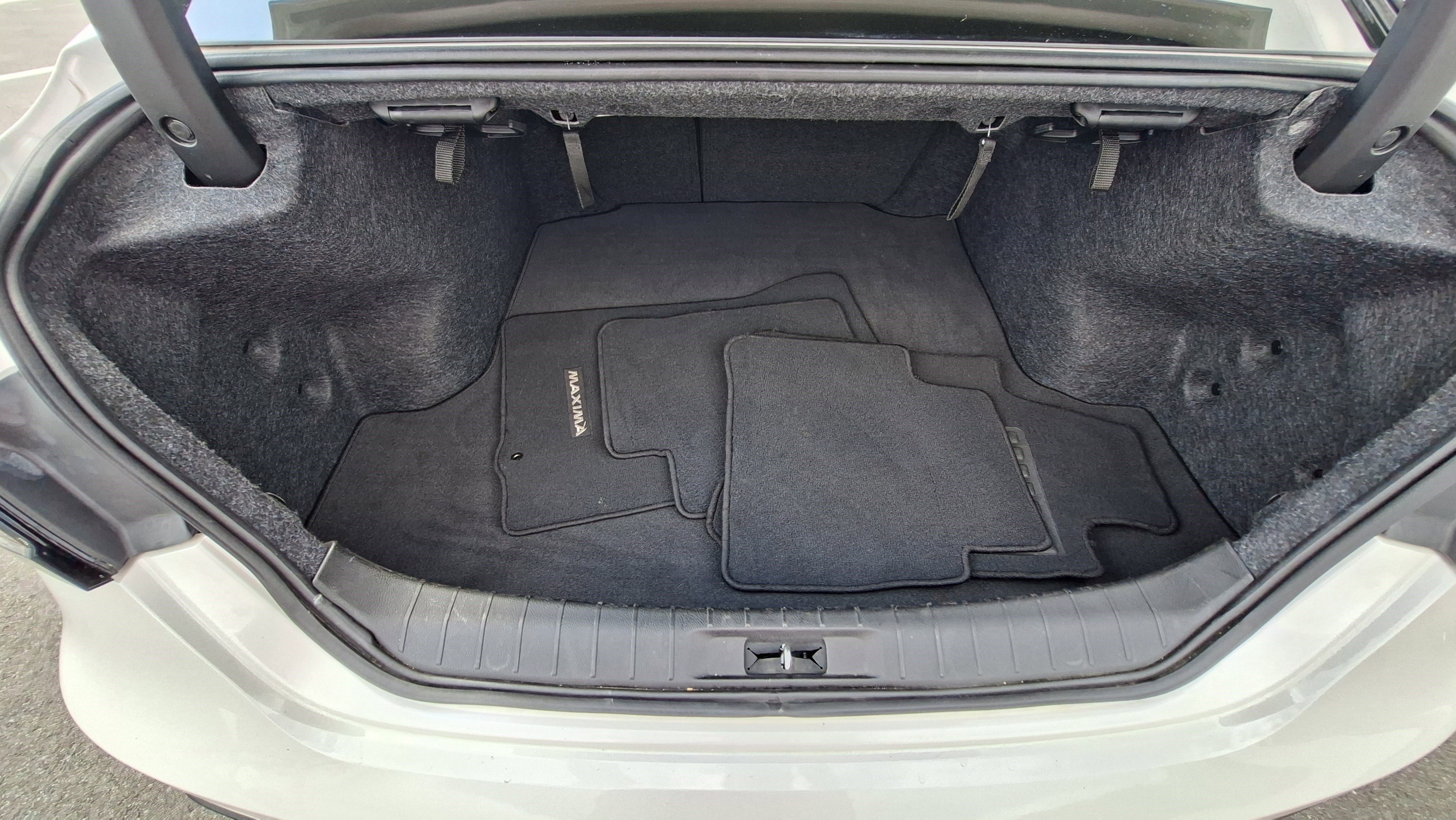 Used 2023 Nissan Maxima SV w/ Floor Mat Group FWD image 21
