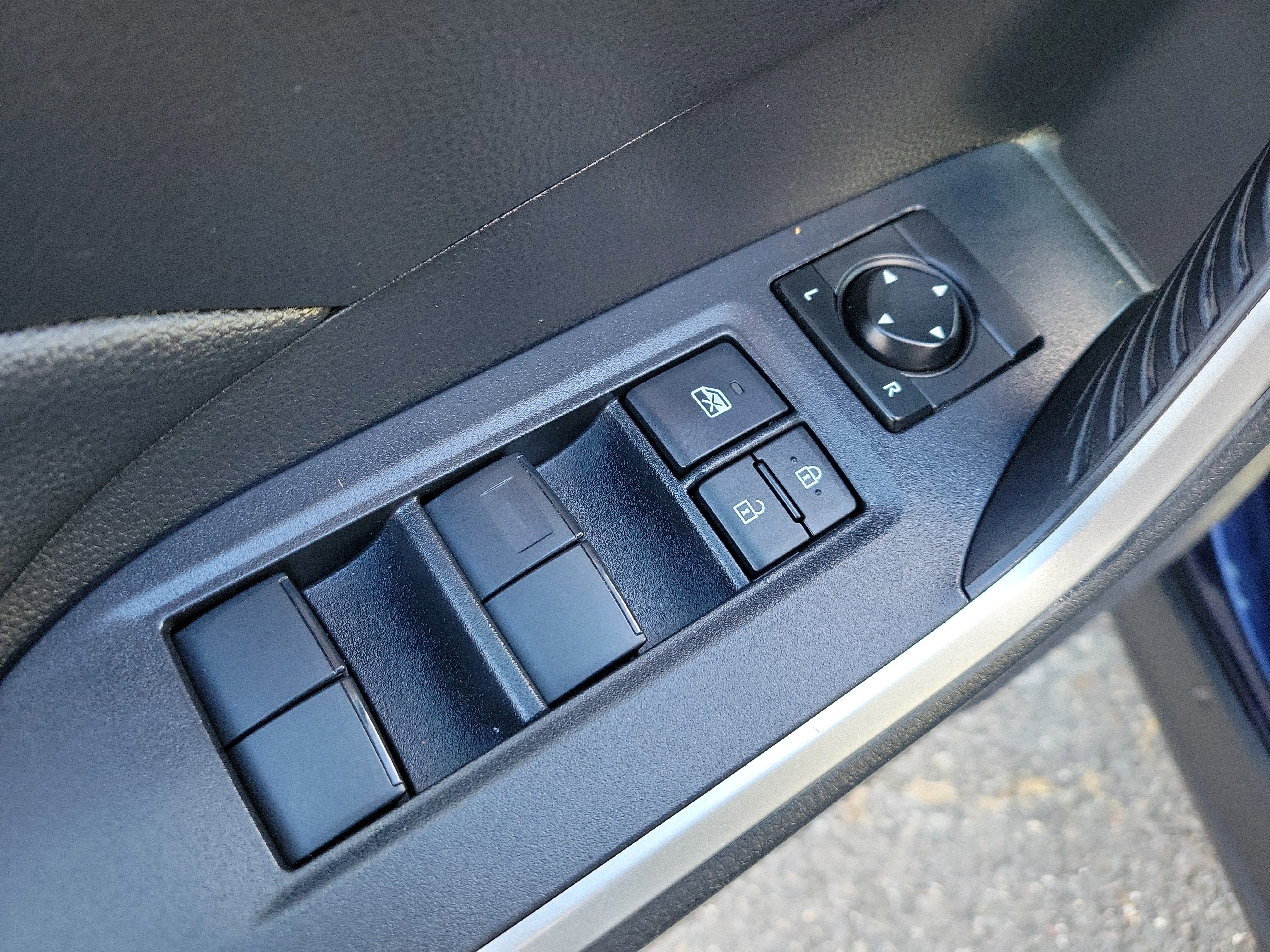 Used 2019 Toyota RAV4 XLE image 20