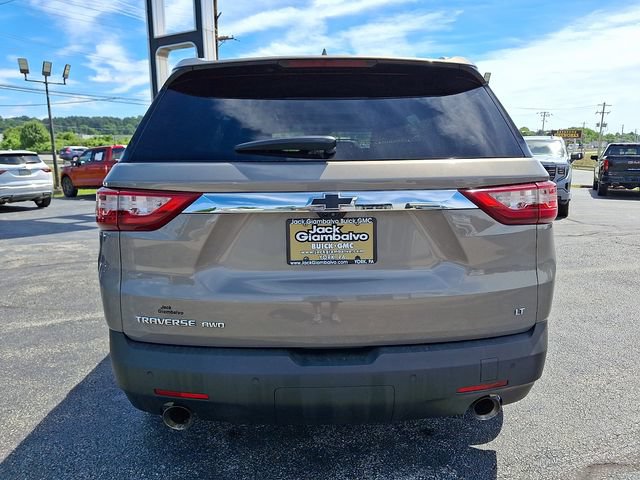 Used 2018 Chevrolet Traverse LT w/ LPO, Black Accent Package AWD/4WD image 6