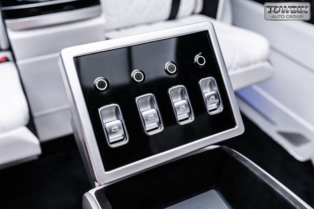 Used 2020 Mercedes-Benz Metris Passenger image 20