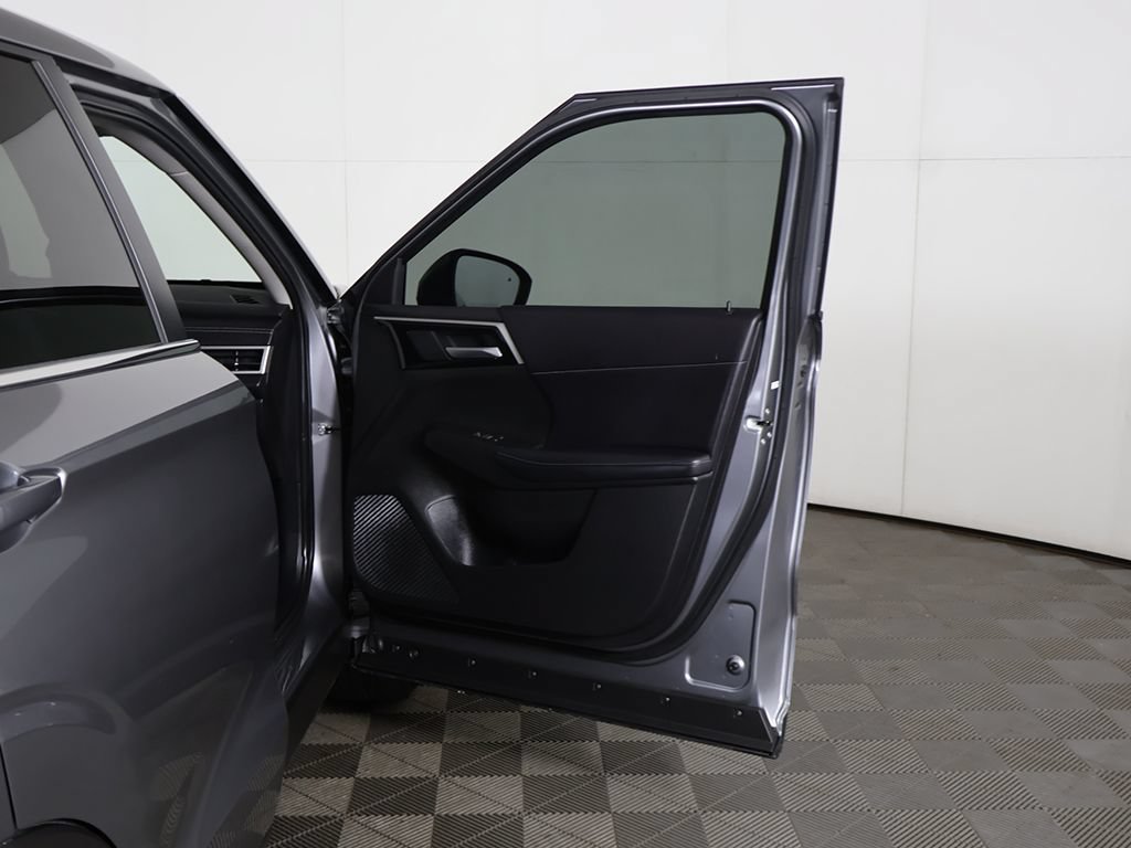 Used 2024 Mitsubishi Outlander SE AWD/4WD image 21