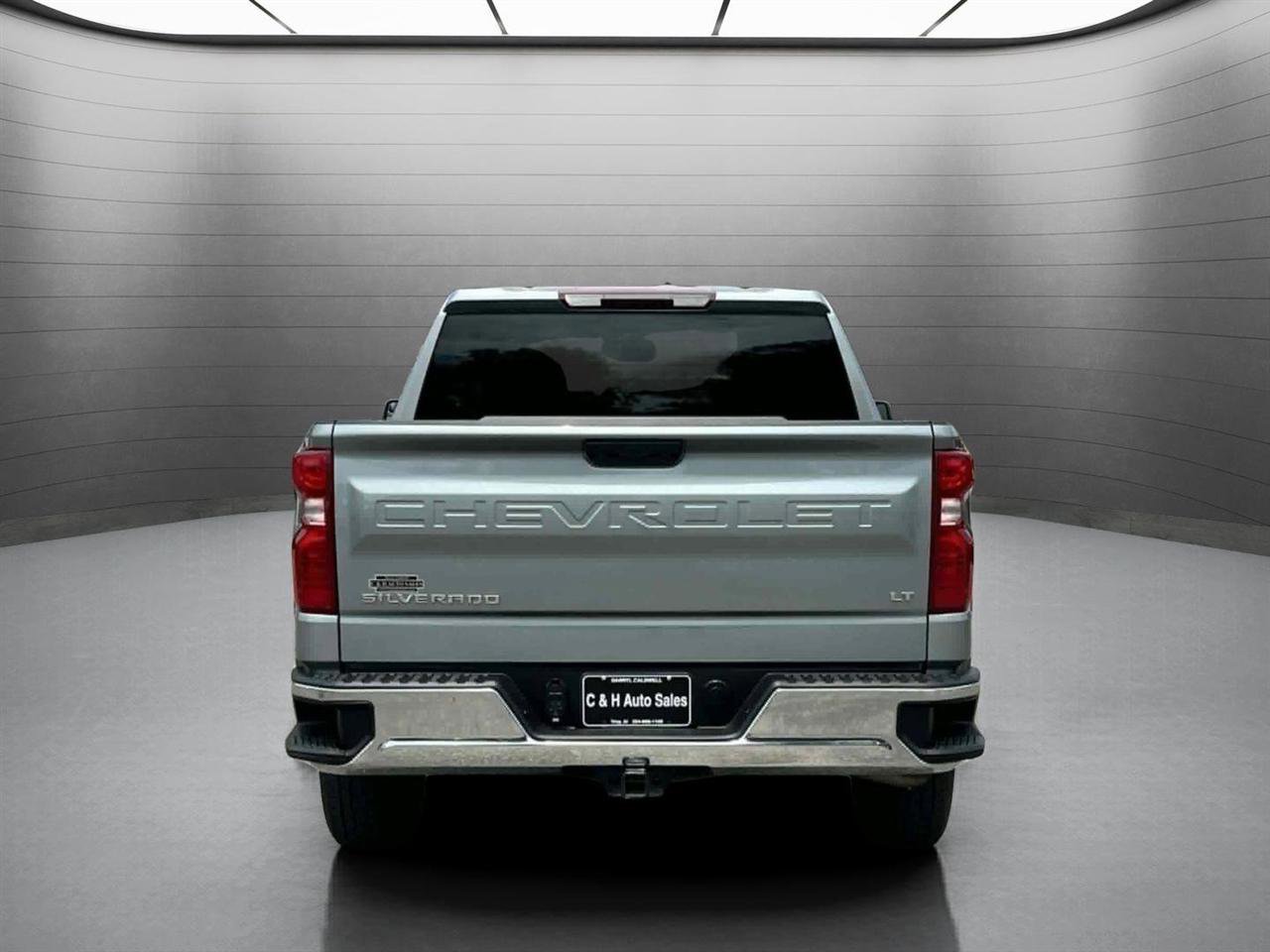Used 2025 Chevrolet Silverado 1500 LT RWD image 8