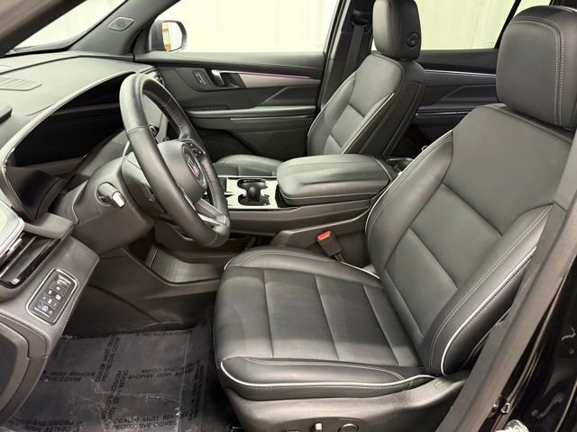 Used 2025 Buick Enclave Preferred image 5