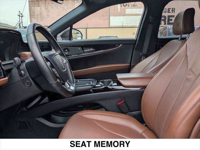 Certified 2023 Lincoln Nautilus Reserve FWD image 21
