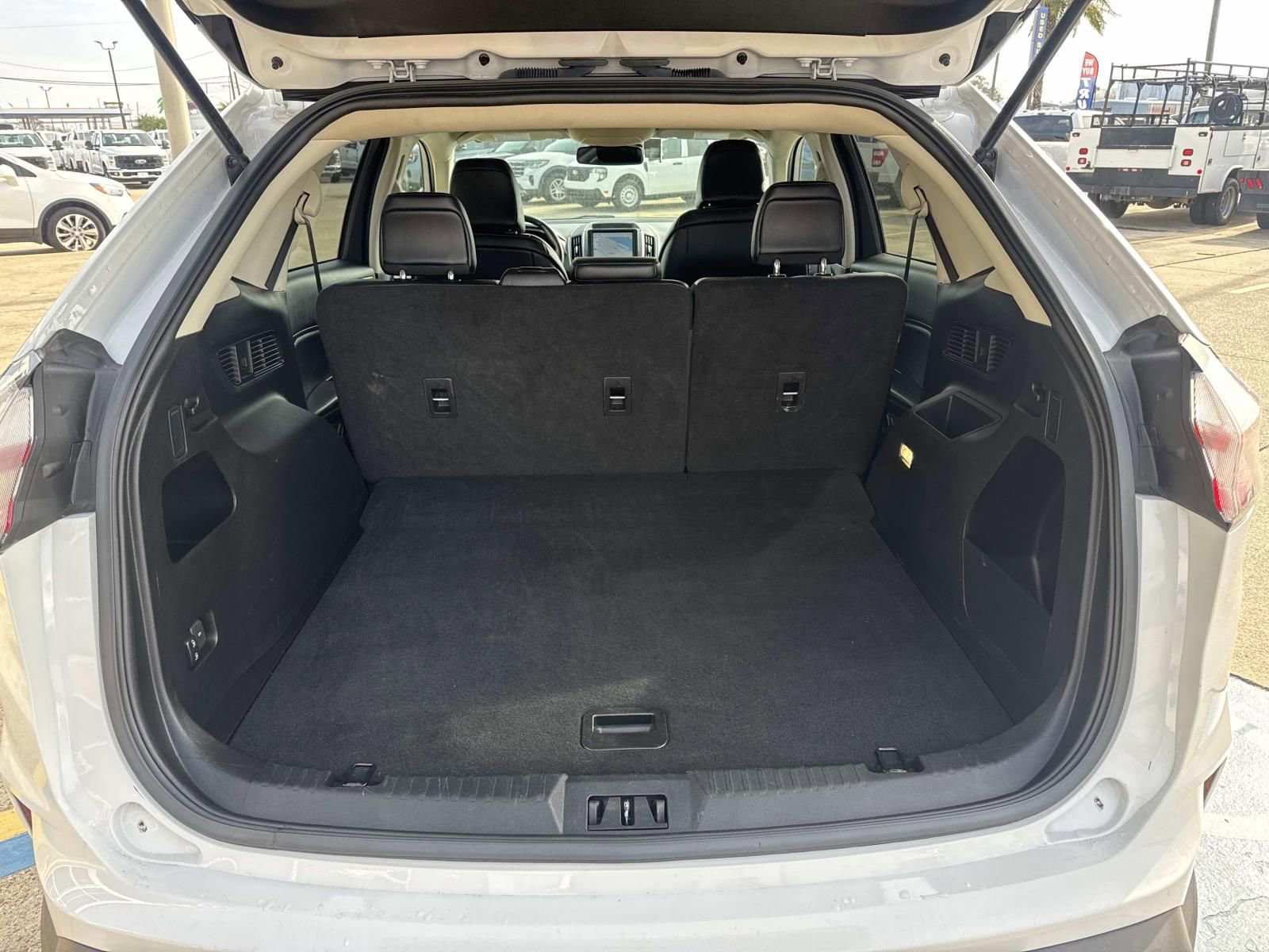 Certified 2023 Ford Edge SEL image 11