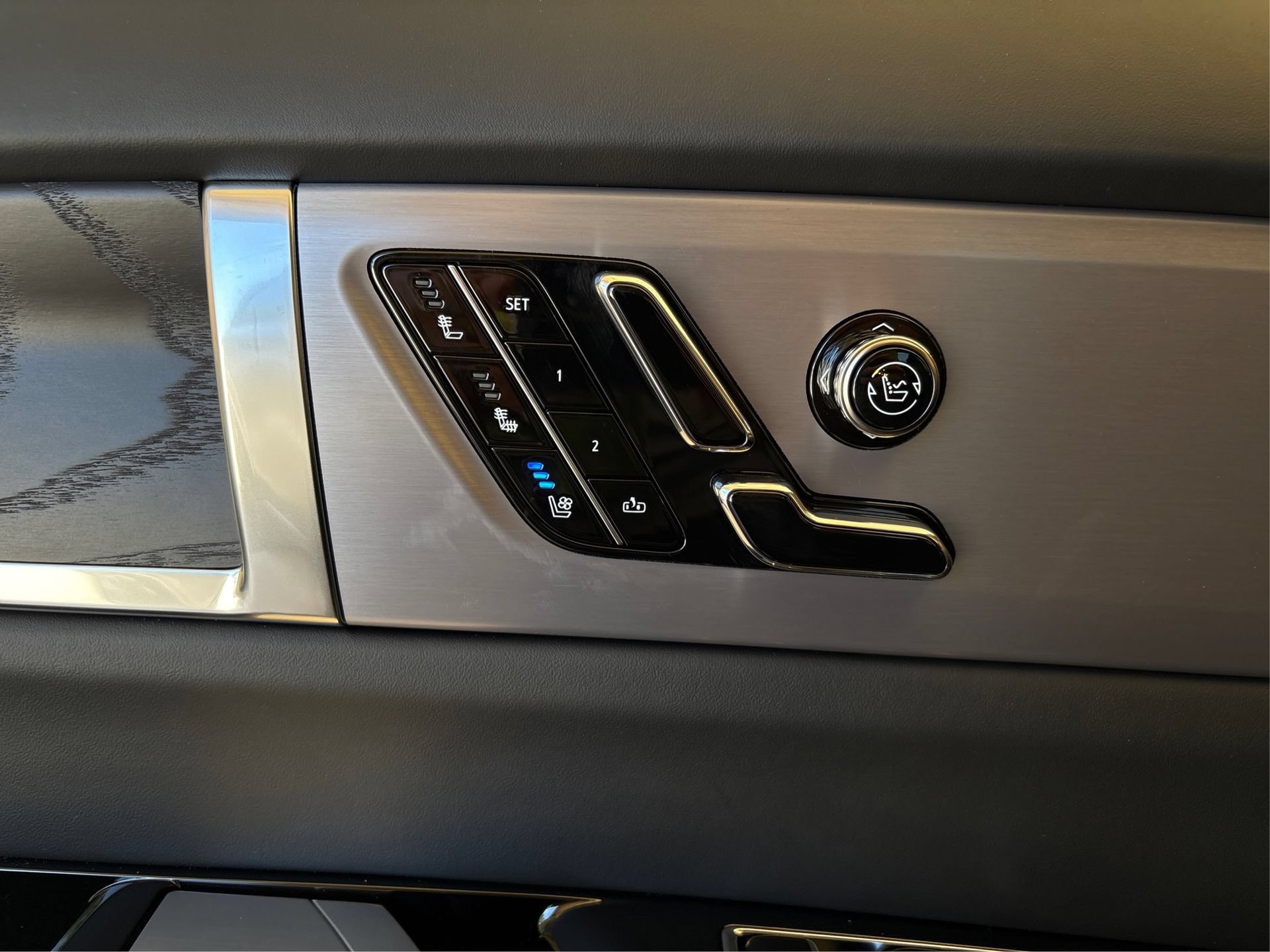 New 2027 Cadillac Vistiq Sport AWD/4WD image 30