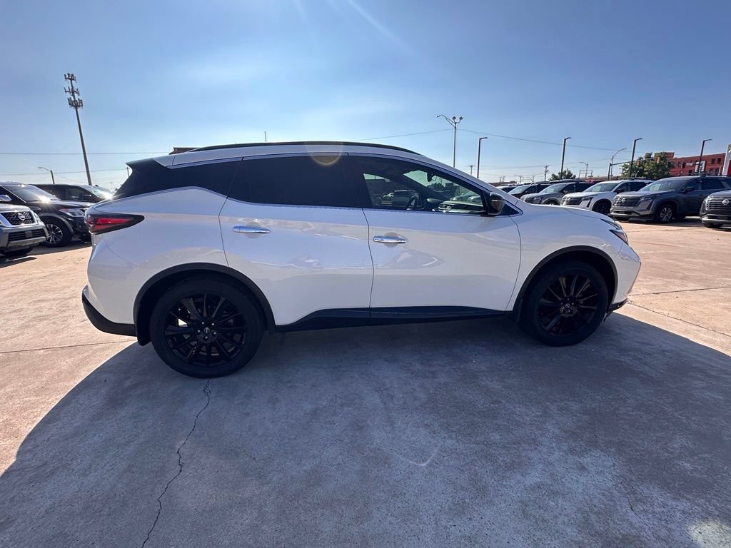 Certified 2023 Nissan Murano SV w/ SV Midnight Edition Package FWD image 9