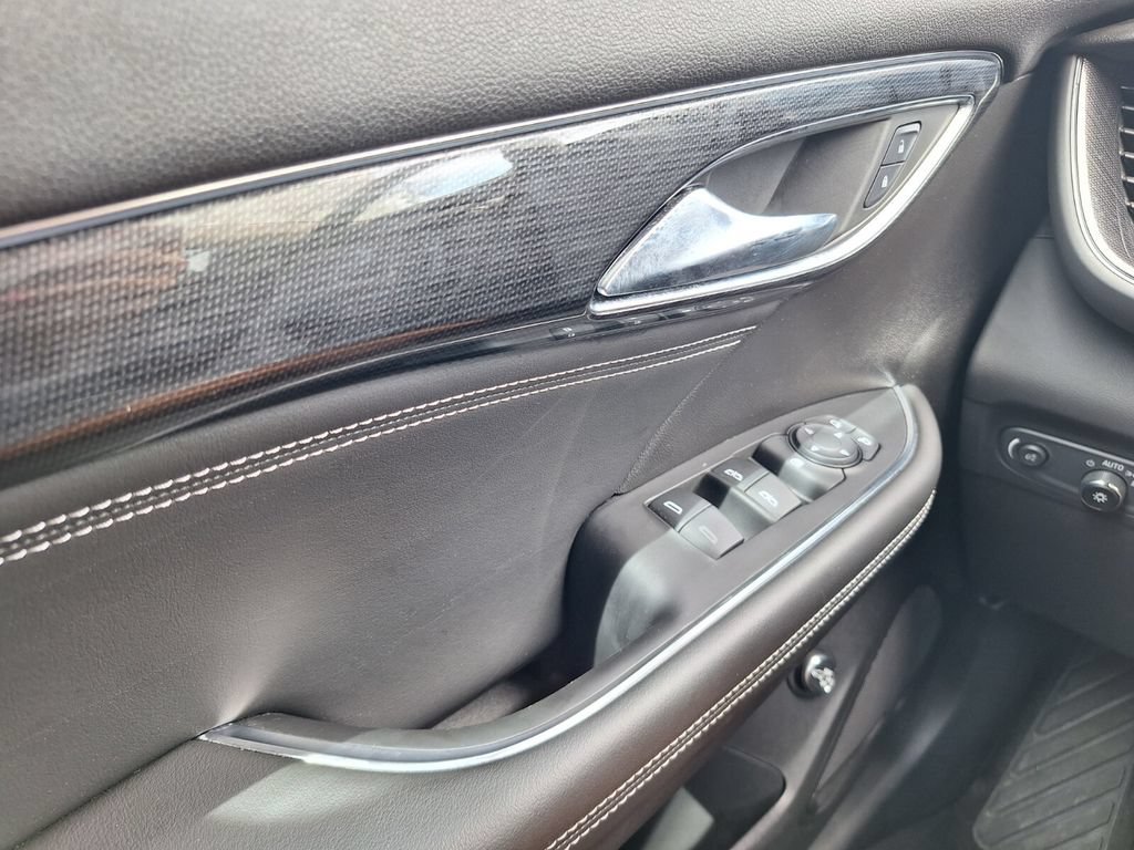 Used 2023 Buick Envision Preferred FWD image 20