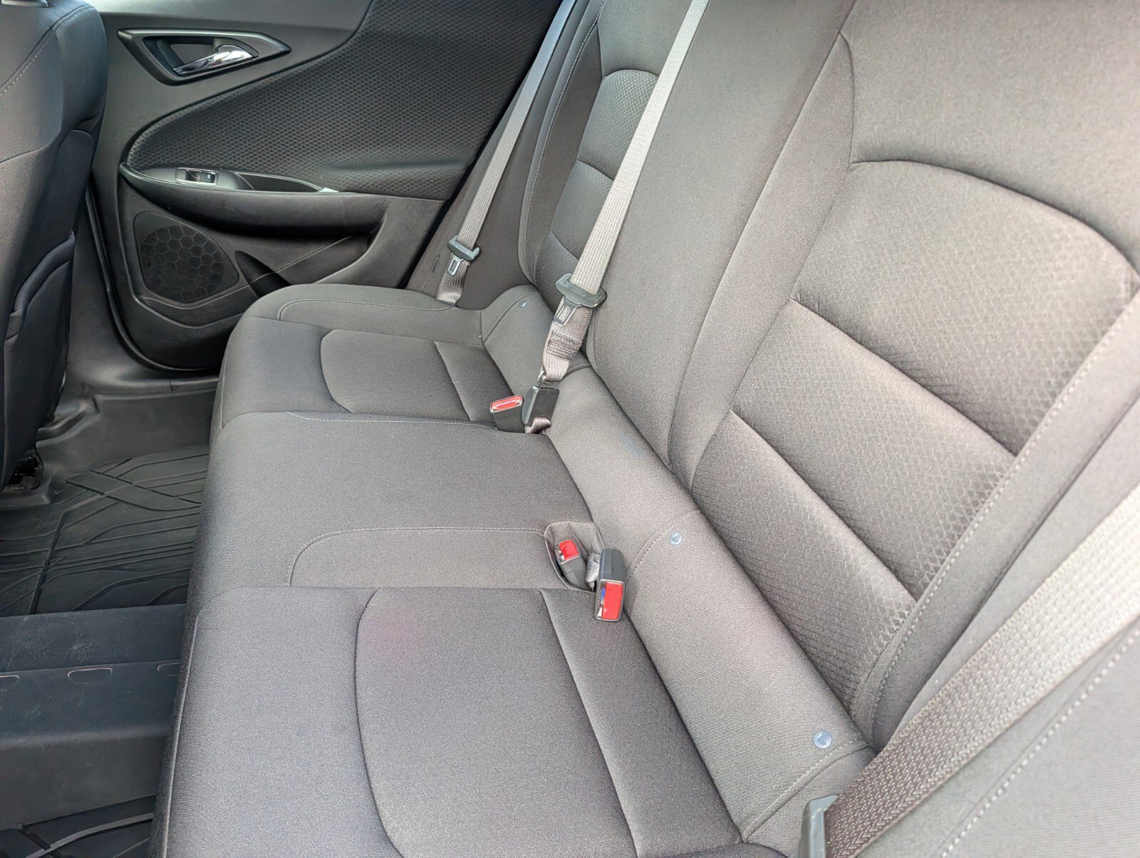Used 2025 Chevrolet Malibu RS FWD image 19