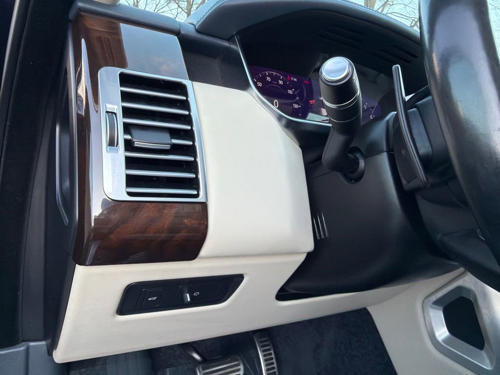 Used 2021 Land Rover Range Rover Westminster Edition image 36