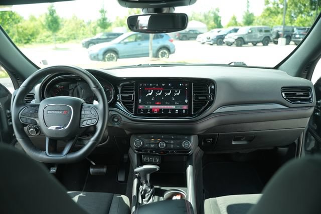 Used 2025 Dodge Durango GT AWD/4WD image 26