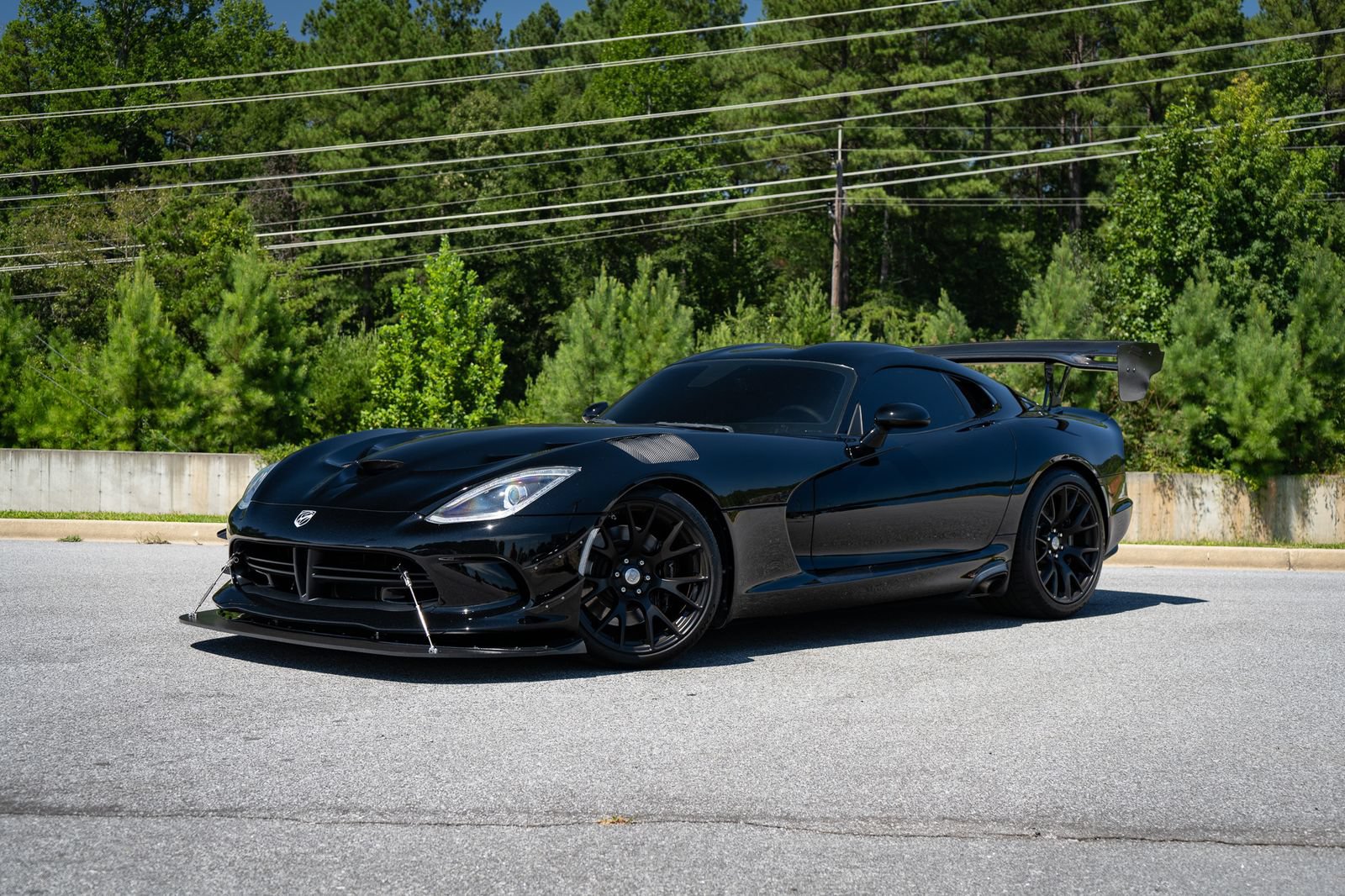 Used 2014 SRT Viper SRT-10 w/ Advanced Aerodynamics Package RWD image 3
