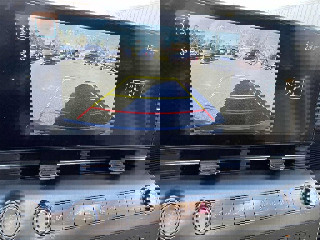 New 2026 Hyundai Kona SEL Premium image 14