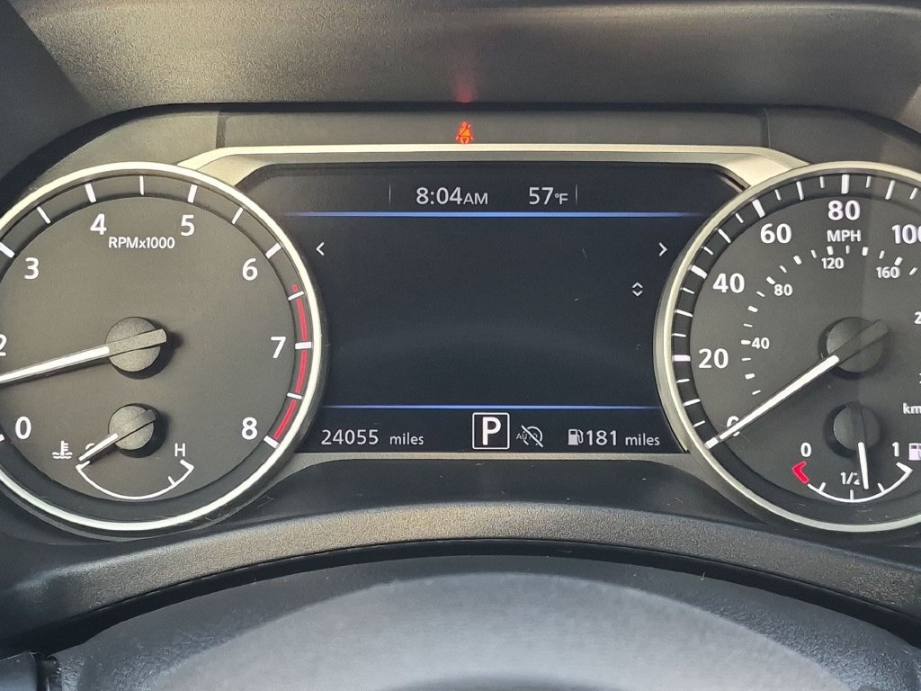 Used 2025 Nissan Sentra SR w/ Midnight Edition FWD image 13
