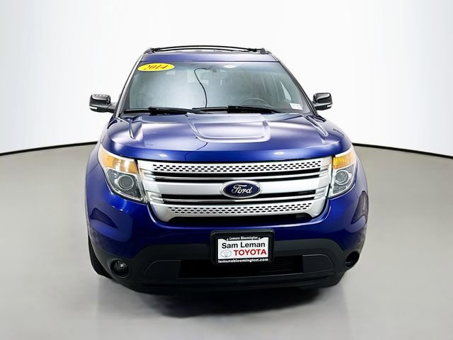 Used 2014 Ford Explorer XLT w/ Equipment Group 202A image 2