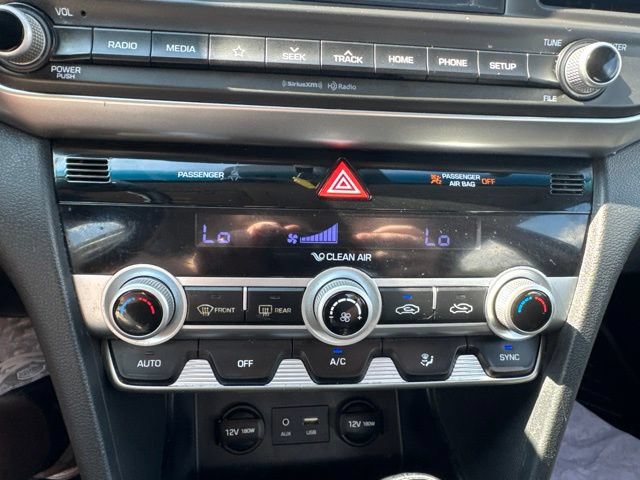 Used 2020 Hyundai Elantra Value Edition w/ Winter Weather Package FWD image 18