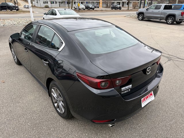 Used 2022 MAZDA MAZDA3 s image 17