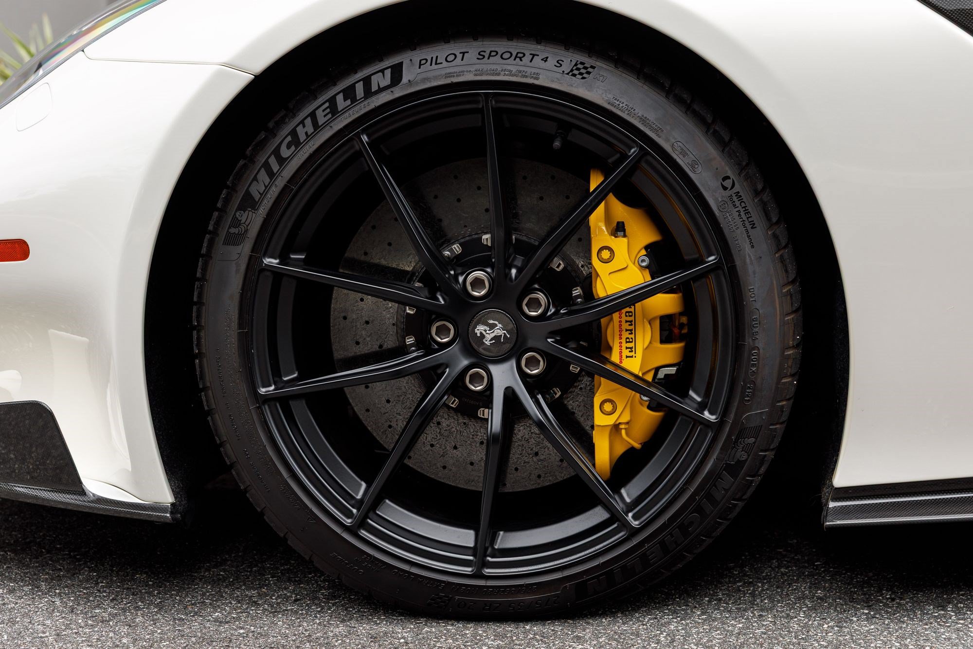 Used 2017 Ferrari F12tdf RWD image 43