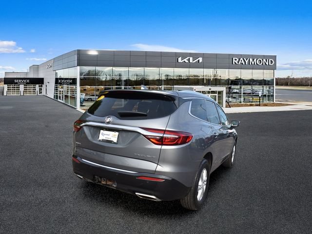 Used 2018 Buick Enclave Essence w/ Trailering Package FWD image 3