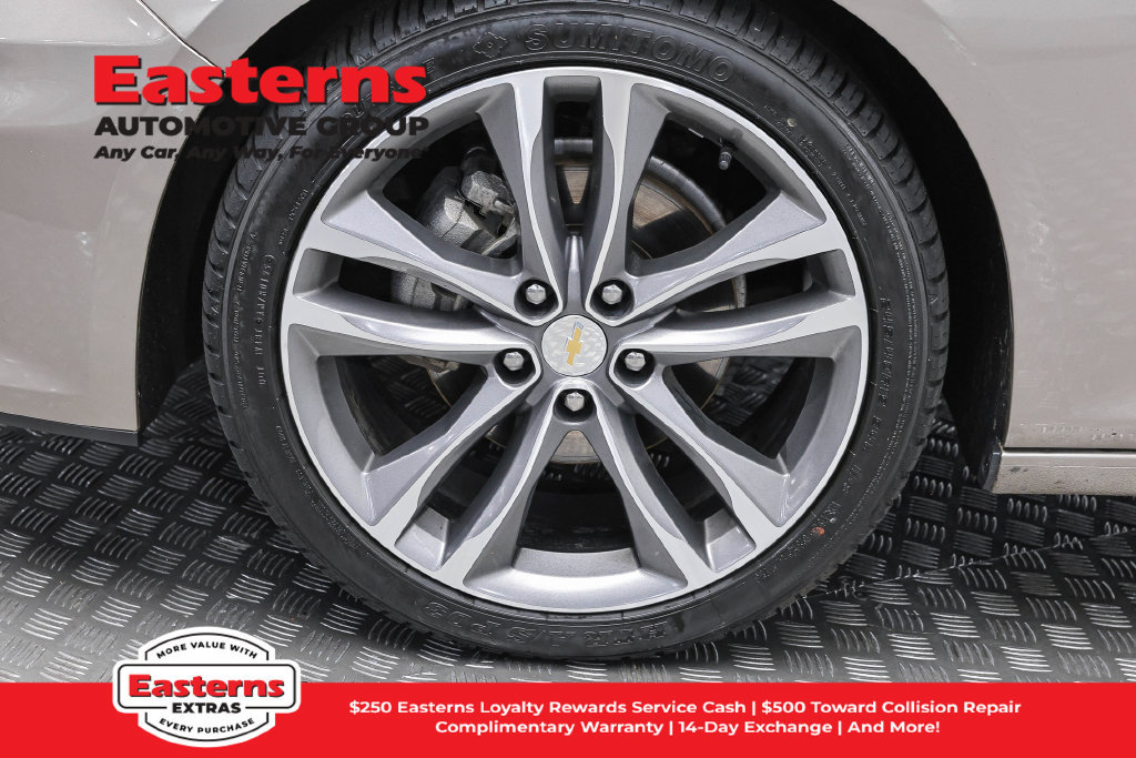 Used 2024 Chevrolet Malibu LT FWD image 35